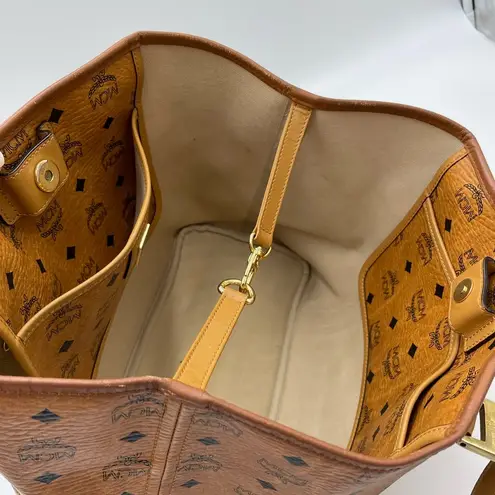 MCM VISETOS SHOPPER COGNAC MEDIUM