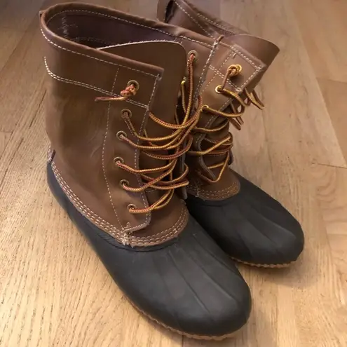 American Eagle  Bean Boots