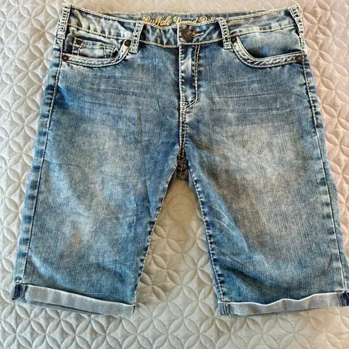 Buffalo David Bitton Denim Bermuda Shorts Size 30 Low Rise Blue Light Wash