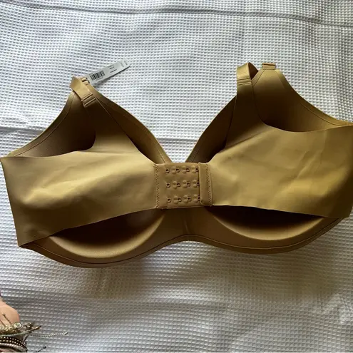 SOMA VANISHING
360 Wireless Bra warm sand Women’s SIZE 42 DDD new with tags Tan