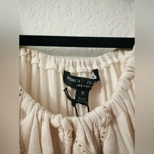 Romeo + Juliet Couture  Romper