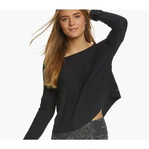 Beyond Yoga weekend traveler Grey cross back pullover top small