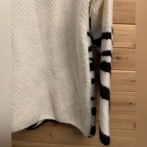 Gauge81 Size Medium Angora Wool Mohair Blend Zebra Turtleneck Tunic Sweater Black