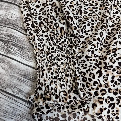 Vine & Love Women's Animal Print Collared Blouse L LG Large Cream Brown Cheetah