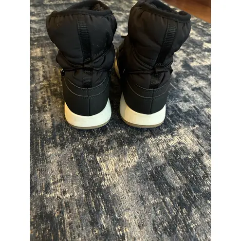 All In Motion Boots-Cara-Black Thermolite Womens Size 8M Snow Winter Slip on