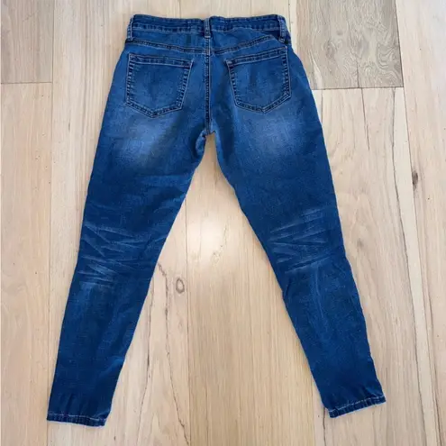 Ashley Mason Medium Wash Jeans Button Fly Size 7