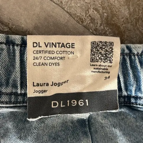 DL1961 Laura High Rise Jogger Jeans in Super Light, Size 34 NWT $209