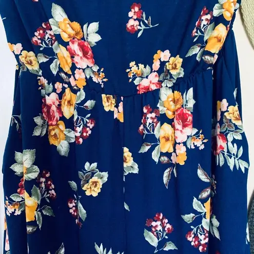 Shes J Apparel Spring/Summertime Flowers/Floral Strapless Jumpsuit/Romper; XL