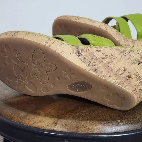 b.o.c. Green Leather Cork Sole Wedge Sandals Size 9 Green Leather Wedges