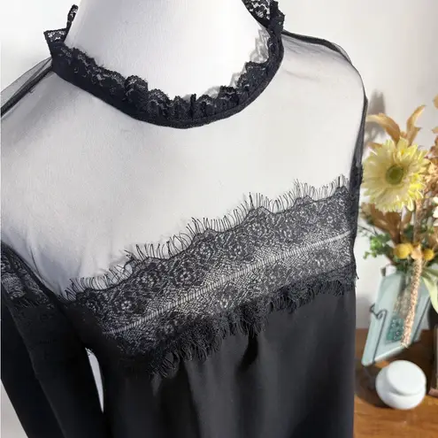 Wren & Willa Black Sheer Lace Yoke Long Sleeve Mock Neck Blouse Sz S 💛