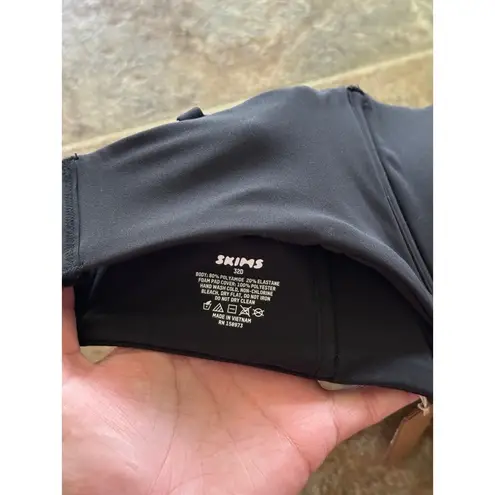 SKIMS Fits Everybody Strapless Bra Onyx Size 32D