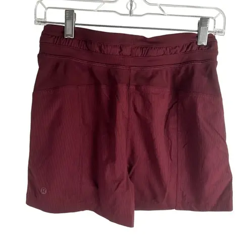 Lululemon  Dance Studio High-Rise Short‎ 3.5" Red Merlot Size 4