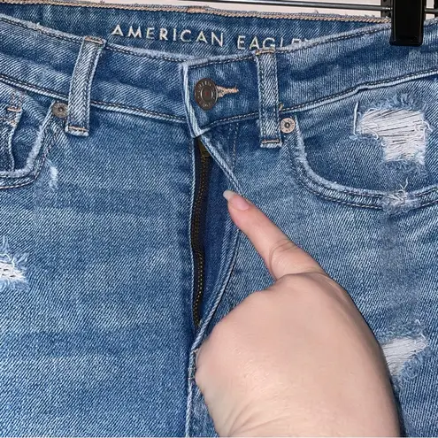 American Eagle  Stretch Mom Straight Jean Distressed Size 2