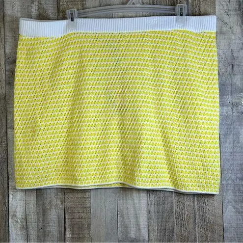 Future Collective Alani Noelle Size 2X Yellow & White Crochet Style Knit…
