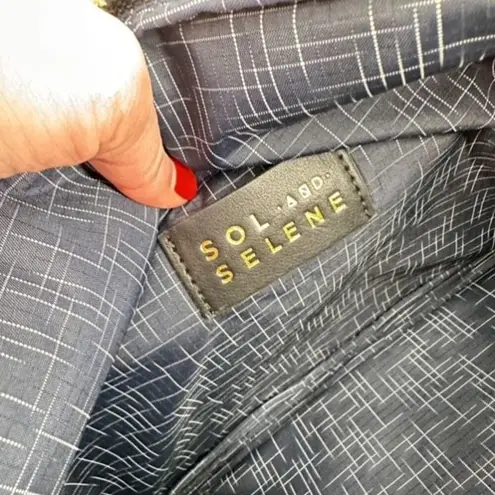 NWT Sol And Selene Womens Metallic Tablet Notebook Laptop Case Sleeve Rose Gold