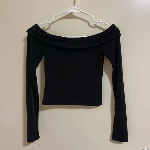 Edikted Women's Long Sleeve Off-the-Shoulder Black Cropped Top (Size XS)