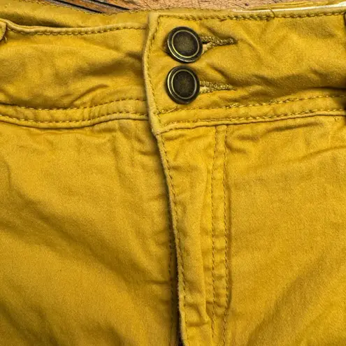 BKE Women's Gold Yellow Pleated High Rise Denim Shorts Size XXL