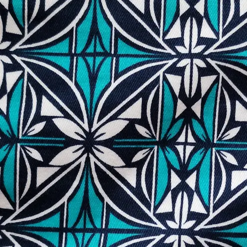 Stylus blue geo glat front chino shorts size 6