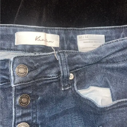 Women's KANCAN Distressed Ankle Jeans in Dark Blue 11/29