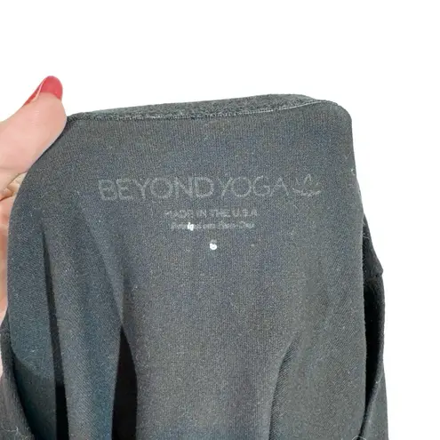 Beyond Yoga  Graceland Wrap Surplice Cropped Long Sleeve Top Black