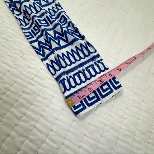 Elliott Lauren Button Down LongSleeve 100% Cotton Blue and White Print Shirt Size 8