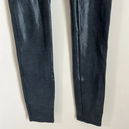 Spanx  Faux Leather Pebbled Textured Croc Leggings Size Small