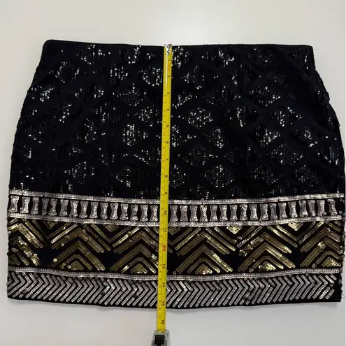 EXPRESS Black Silver and Gold  Sequin Skirt
