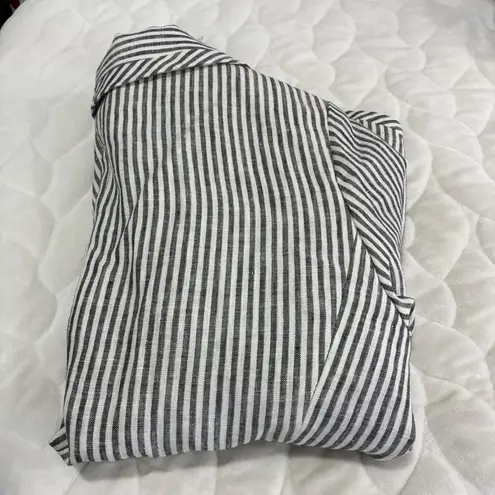 NWT Olive + Olivia Striped Linen Blend Blazer Jacket