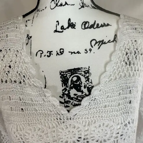 D & Co Crotchet Knitted Long Sleeve Coverup Shirt White Small