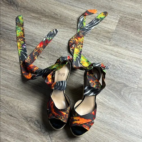 Impo Orabelle “Oprah” Colorful Ankle Wrap Espadrille Wedge Sandals Size 8
