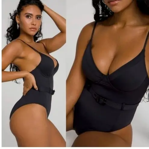 Good American NWT  Wire Cup Belted One Piece Swimsuit in Black - Size 5 (2XL)