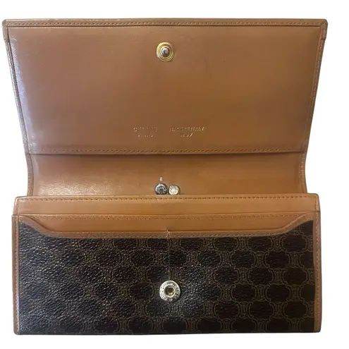 CELINE Kisslock Wallet