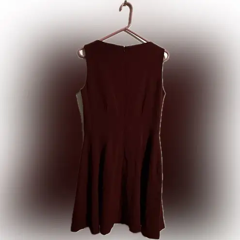 Elegant Red Sleeveless A