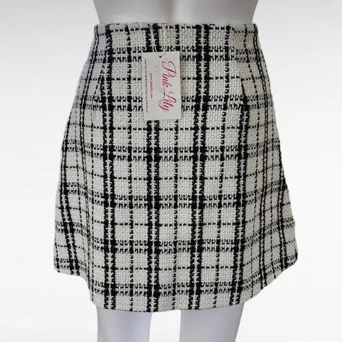 Pink Lily My Secret's Out White & Black  Plaid Tweed Mini Skirt Size Medium