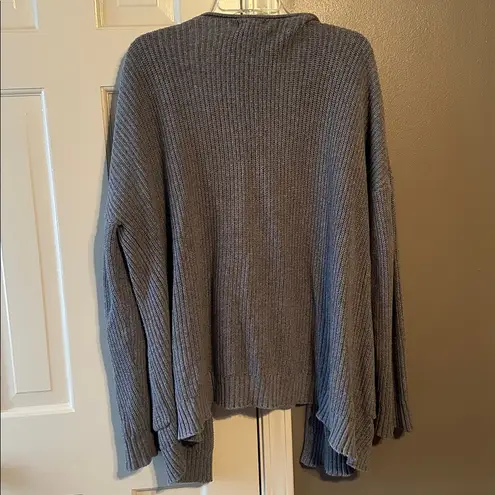 Universal Threads cardigan - Image 4