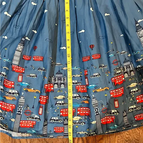 Pleated Skirt XL Blue with London Scene featuring Big Ben