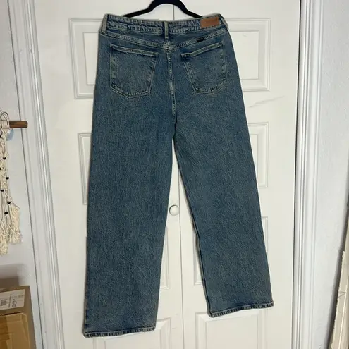 Wrangler Mid Rise Loose Straight Jeans NWT