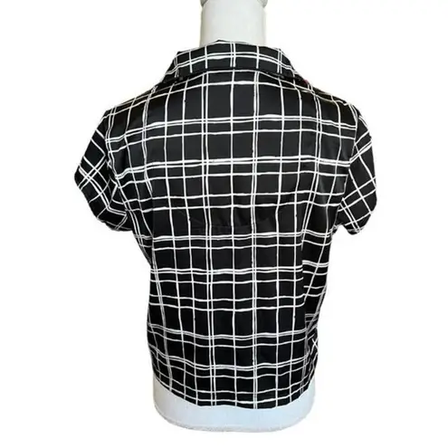 House of Harlow 1960 sleepwear black and white plaid button down top
