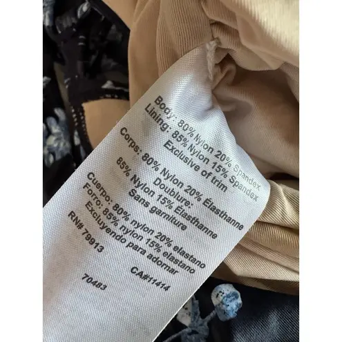 A pea in the pod NWT Maternity Navy Blue Floral Ruffle One Piece Swimsuit Small