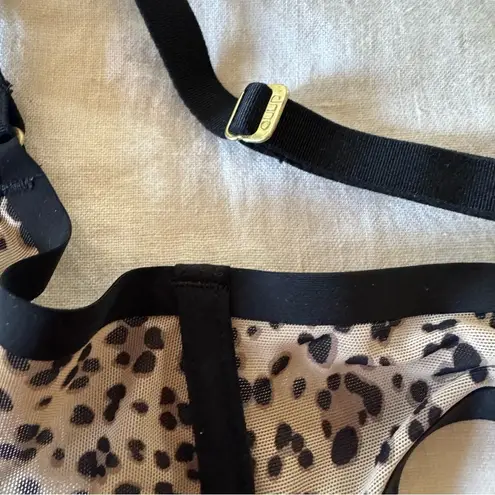 Cuup The Plunge Bra, Leopard, 32A Size undefined