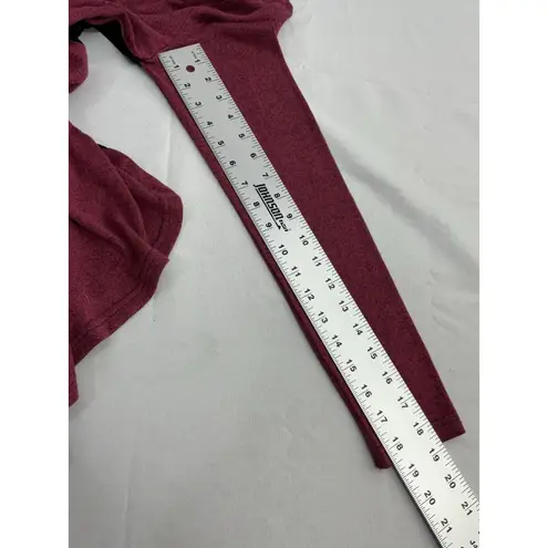 Womans Halston Pullover Top Small Maroon Black Crew Neck Long Sleeve Red