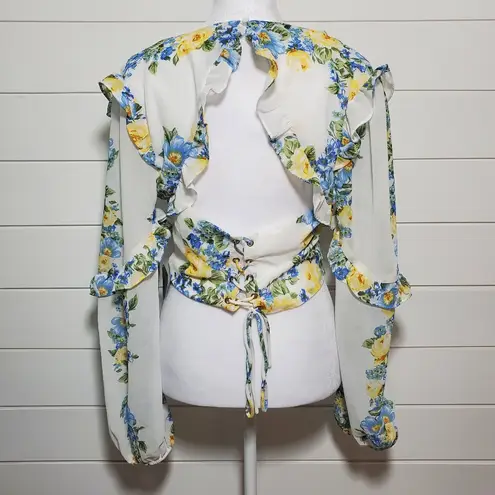 Privy Floral Off Shoulder Crop Top. Size: M.