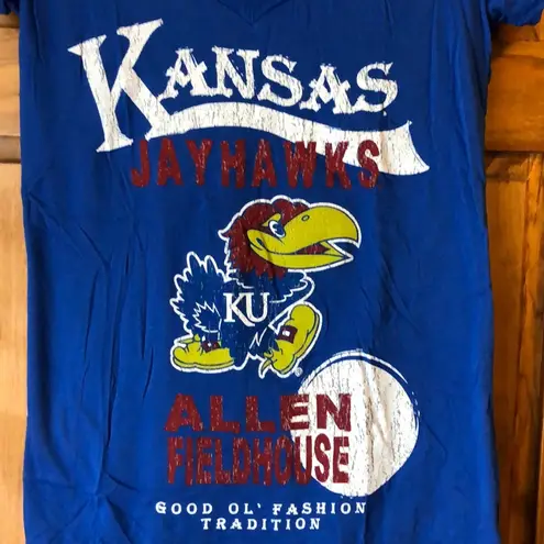University of Kansas KU Jayhawks Graphic Tee Size M