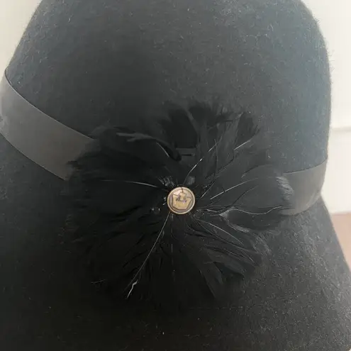 Goorin bros Goorin Brothers Bros. hat size Medium black feather ribbon wool cloche 1920s  