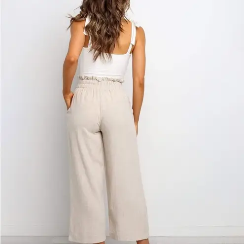Petal and Pup Hawthorne - Beige
Women's Wide-Leg linen pants size 2