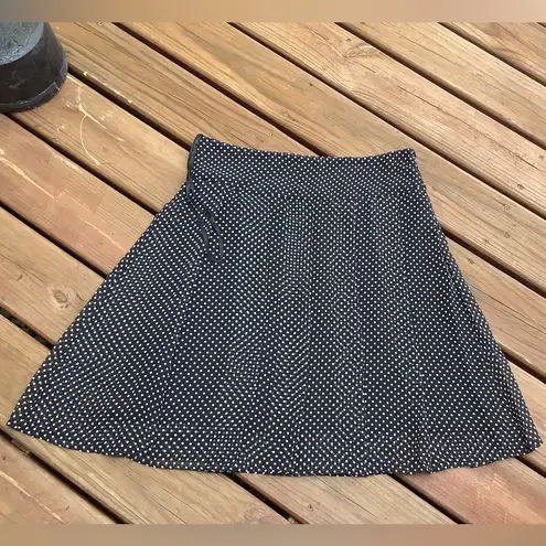 Jonathan Martin Pretty polka dot skirt 🖤🤍🖤🤍🖤