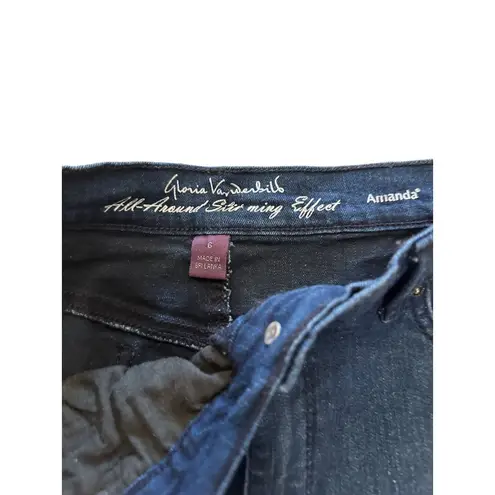 Gloria Vanderbilt GLORIA VANDERVILT Slimming Effect Denim Shorts Size 6