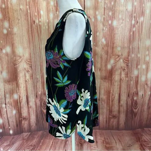 Violet+Claire  Black Floral Print V Neck Shell Tank Top