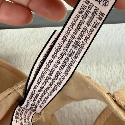 Victoria's Secret  T Shirt‎ Push Up Full Coverage Bra 34DD/E75 Nude Beige