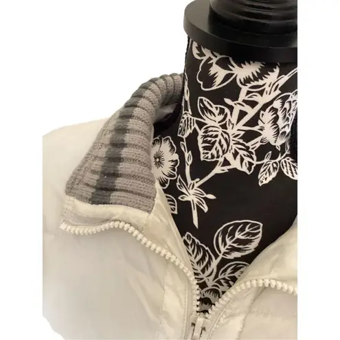 Clockhouse Puffer Sweater Coat Winter Ski Snowboard White Size M